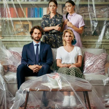 مسلسل شقة الأبرياء الحلقة 14 كاملة مترجمة